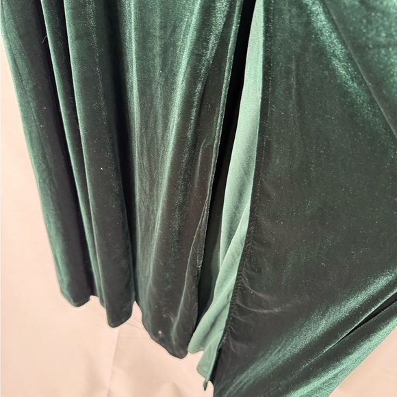 Lulus Elegant V-Neck Green Velvet Dress XL - Picture 14 of 15